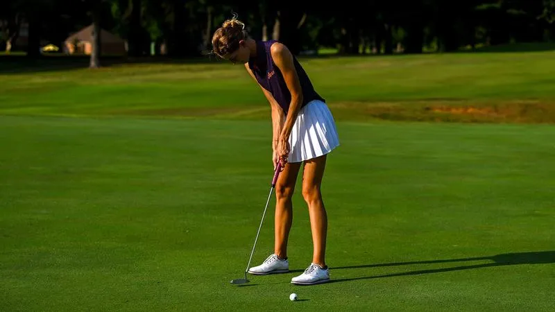 Grankina leads women's golf at NKU
