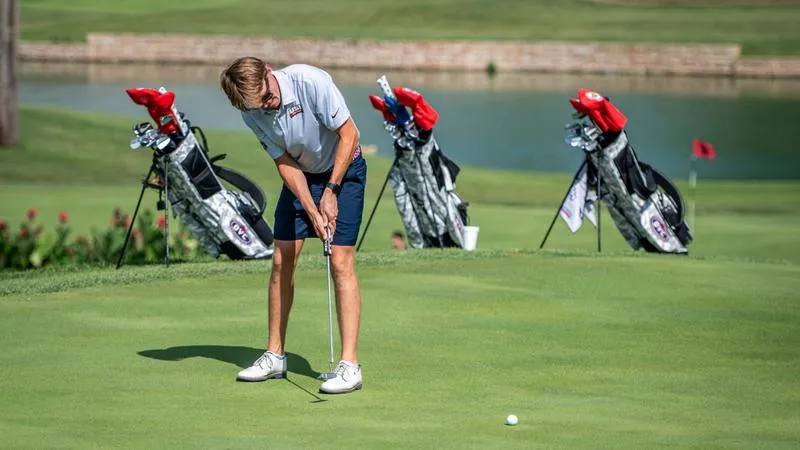 Arnstrom-Bakker flirts with program record to lead USI at Dolenc Invitational