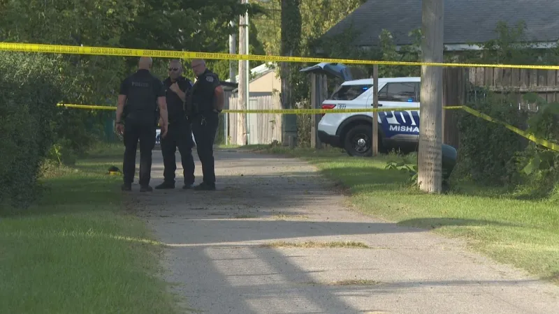 Two people hurt after hit by van in Mishawaka