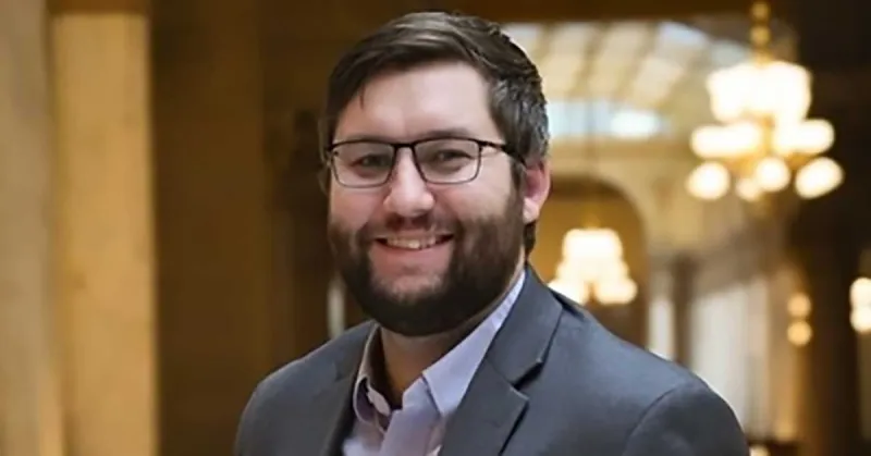 AT&T hires Valparaiso University alumnus to lead government relations