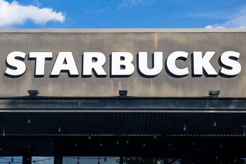 Big-Name Chain Stores + Restaurants Closing Locations in 2026