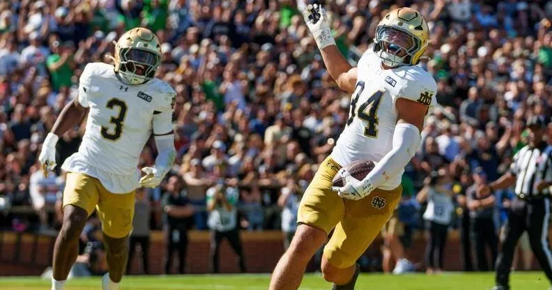 Healthy again, Northwest Indiana native Drayk Bowen anchors Notre Dame's defense