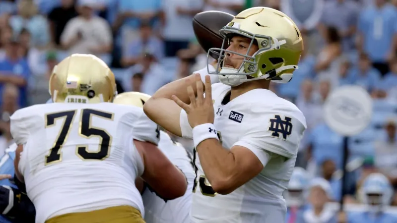 Notre Dame remains no. 3 on AP Top 25 poll after win against North Carolina