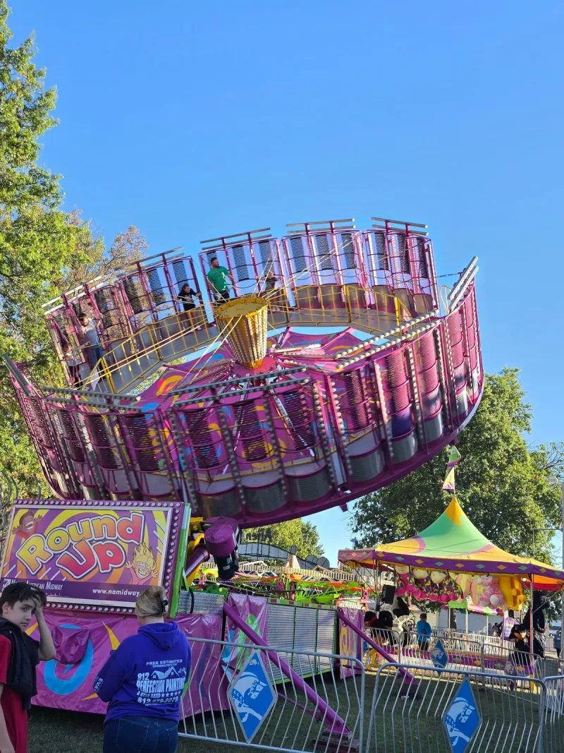 Look: Fall Festival on Franklin Street Day 2