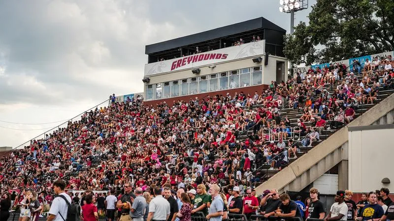 Homecoming On Tap As Greyhounds Welcome Miners