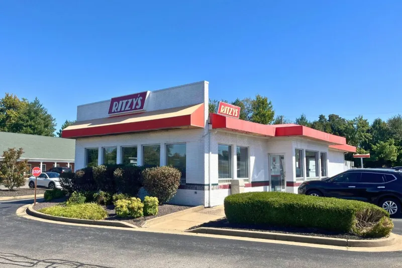 Owensboro Ritzy's Celebrates 30th and 20th Anniversaries