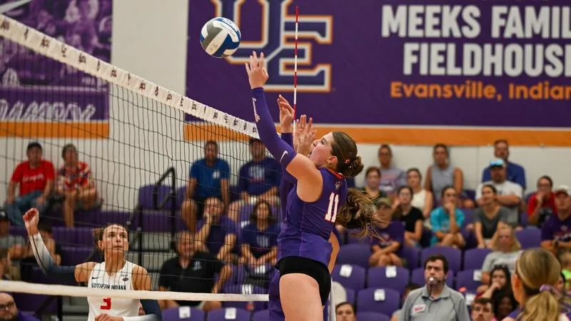 Aces drop hard-fought match at Valparaiso