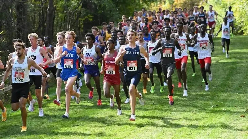 Zegarski Leads Bulldogs with Top 20 Finish at Nuttycombe Invitational