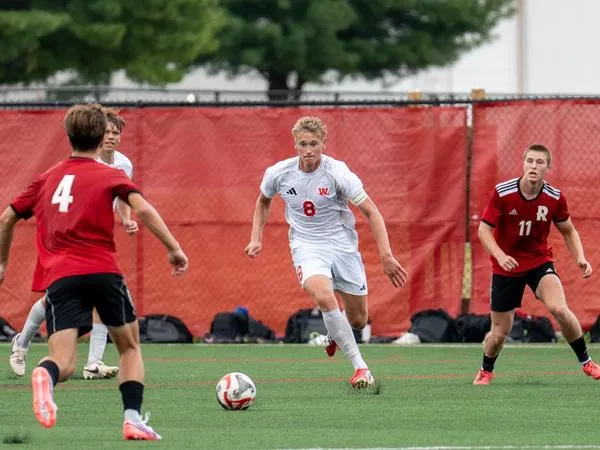 Wabash Falls to No. 25 Kenyon in Home NCAC Match
