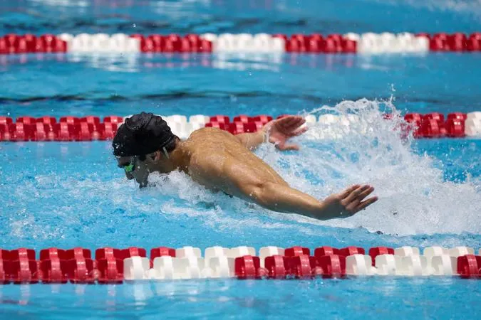 SWIM AND DIVE EARNS RUNNER UP FINISH AT GVSU INVITE