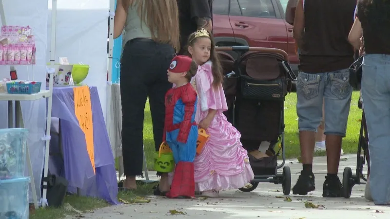 'Let's Get Spooky' market brings Halloween spirit to Elkhart