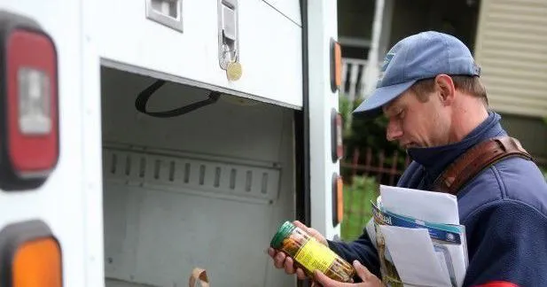 Lowell postal carrier sentenced to probation for intentionally committing felony mail crimes