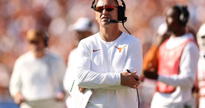 AP top 25 college football poll: Texas cedes top spot; Texas Tech enters the top 10