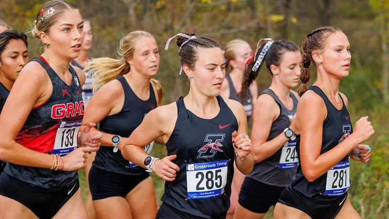Hounds Compete at Ray Bullock Invitational