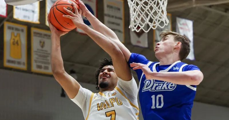 Valparaiso University basketball picked among top 5 MVC teams in preseason poll