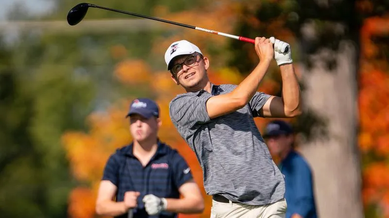 Hounds Battle Top Midwest Teams at Doc Spragg Invite