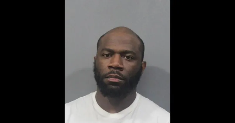 Northwest Indiana man accused of dragging girlfriend out of his home by the throat