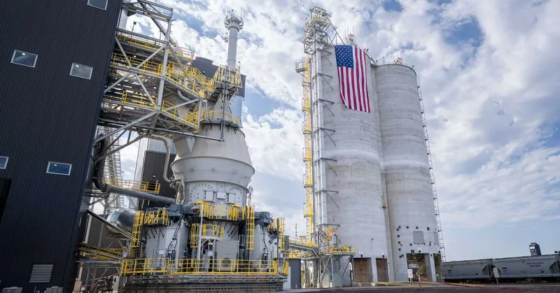Ozinga opens East Chicago cement facility