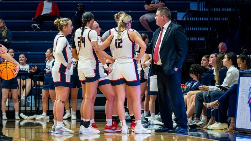 USI Women's Basketball selected as OVC favorite
