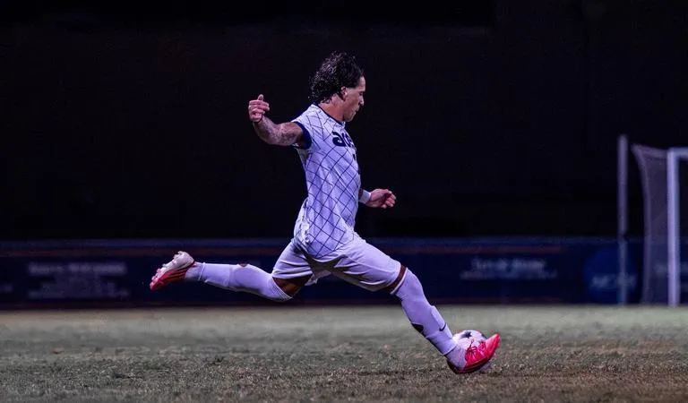 Men's Soccer Set to Honor Nine Seniors Against Bowling Green