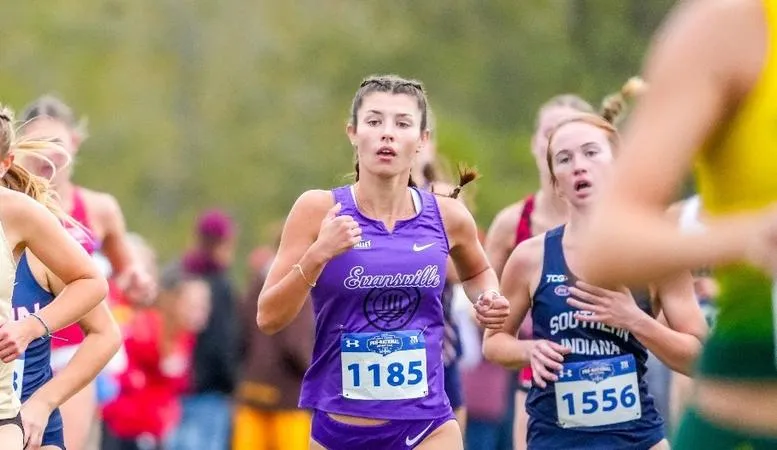 Stephens Leads Aces With Top-10 Program 6K Performance