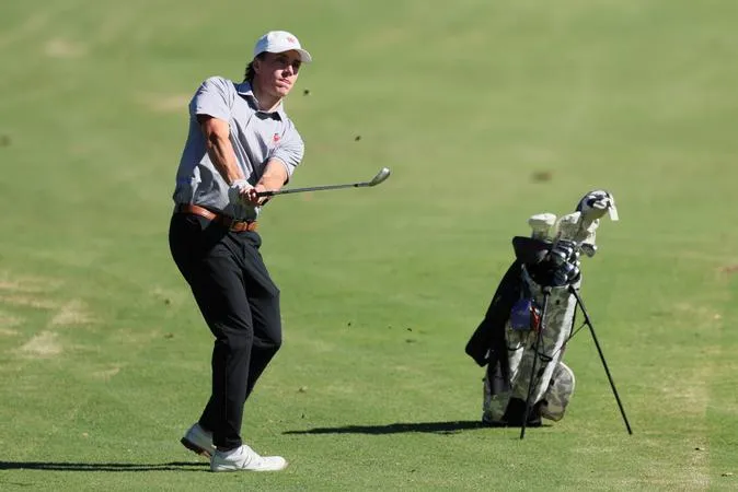 Wabash Moves Into Tie for 13th at Golfweek October Classic