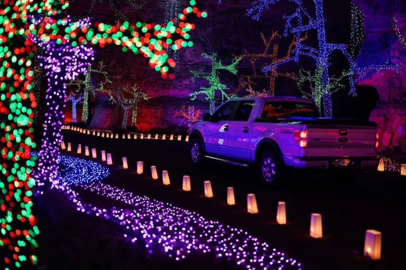 Drive Through 7 Million Chrismtas Lights Underground in Kentucky