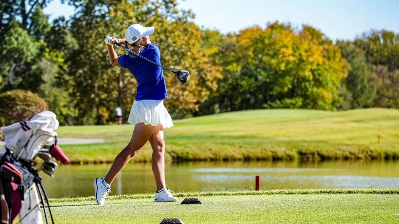 Sycamores surge into second with late round score; Standtke tied for third overall