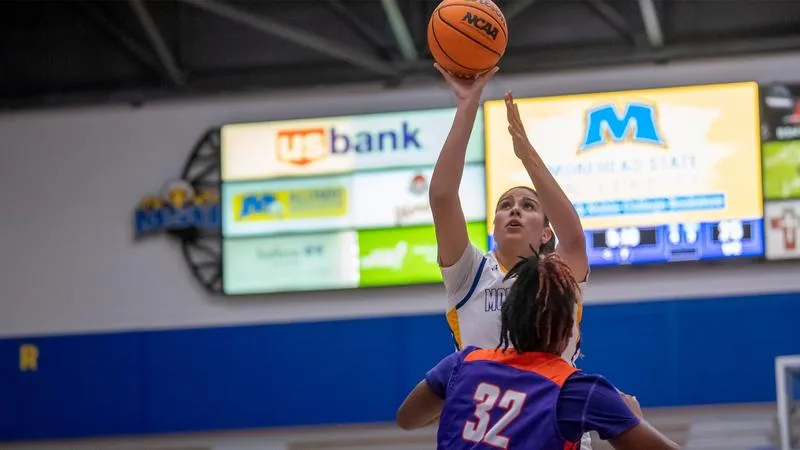 Eagles Fight Tough, but Fall Late Against Evansville Friday