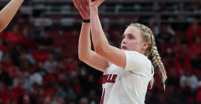 Louisville Loses to MTSU 67-49