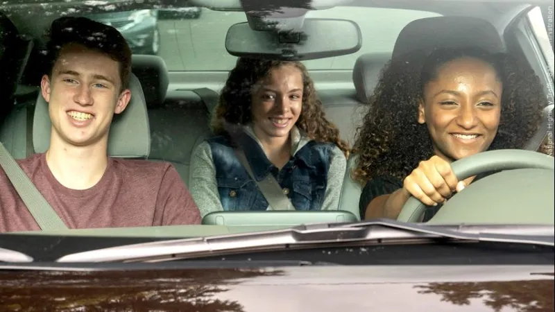 Experts share safe-driving tips for teen drivers amid the "100 Deadliest Days" of the year