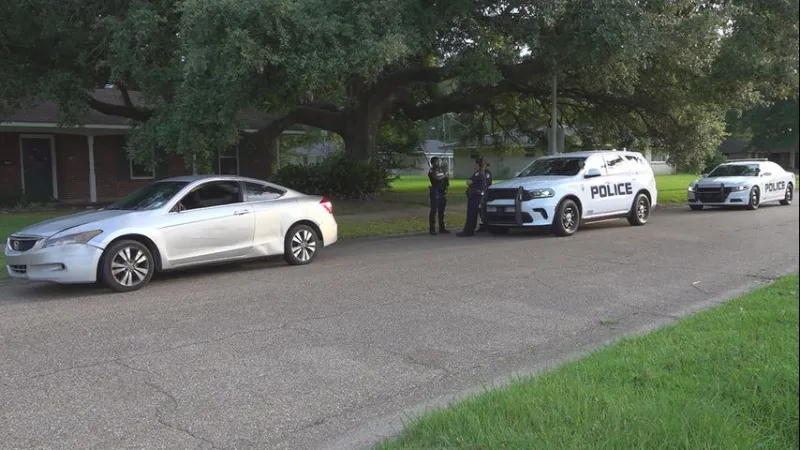 2 injured following Sunday shooting on Lebanon Street