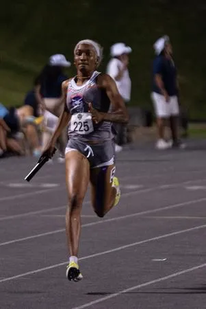 Dwyer places 18th in 400-meter dash to earn honorable mention All-American