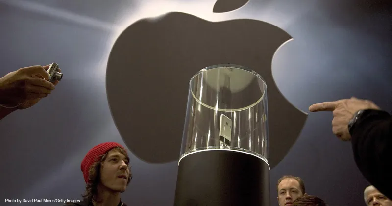 New research points to iPhone as significant factor in plunging birth rate