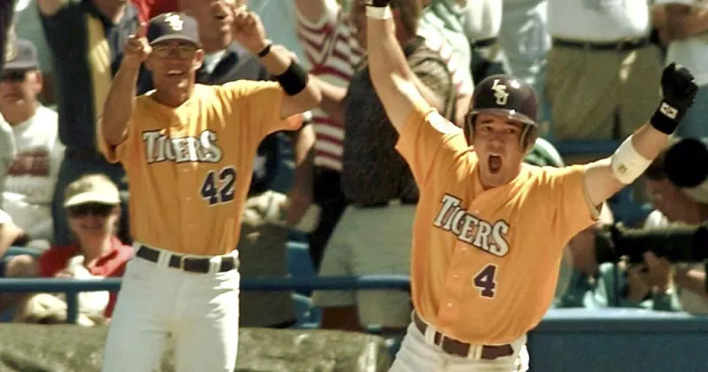 Louisiana Sports Hall of Famer Warren Morris' life changed with one swing of bat