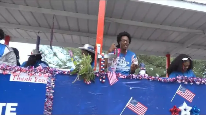 Kenilworth neighborhood hosts 54th annual Independence Day parade