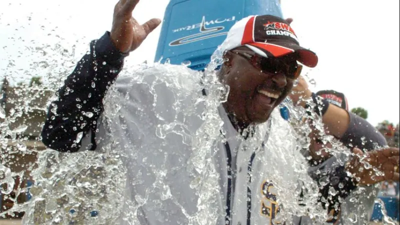 Funeral held for Southern university baseball legend Roger Cador