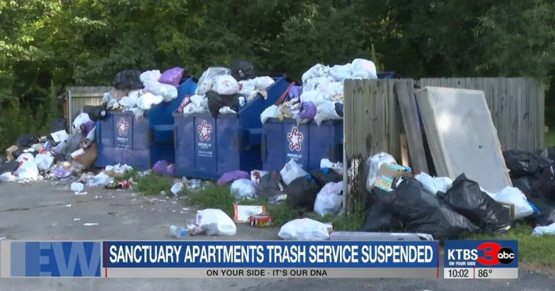Shreveport apartment residents raise health concerns over weeks of uncollected trash