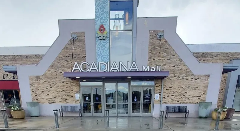 What Louisiana's Old Mall Food Courts Really Had