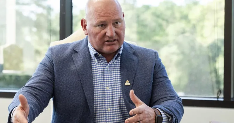 Lafayette school system saves nearly $3 million by directly negotiating insurance contracts