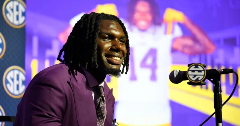 Lane Kiffin came to LSU to coach athletes like Trey'Dez Green. How will he use the 6-7 tight end?