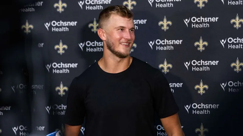 Tyler Shough on offseason throwing sessions, Jordyn Tyson | Saints Training Camp 2026