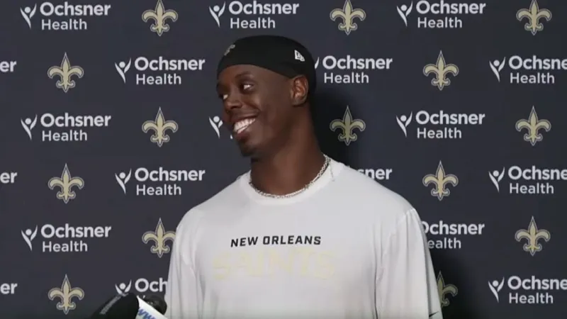 Travis Etienne Jr. on Alvin Kamara, New Orleans | Saints Training Camp 2026
