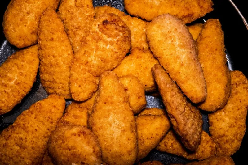 This chicken and seafood chain is entering the Baton Rouge market