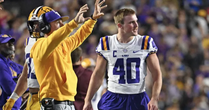 Landry Kiffin shows what it's like to collide with boyfriend LSU LB Whit Weeks in bumper ball