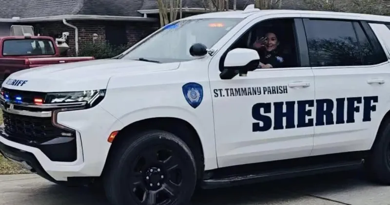 Mujer acusada de atropellar a polica de St. Tammany con su coche