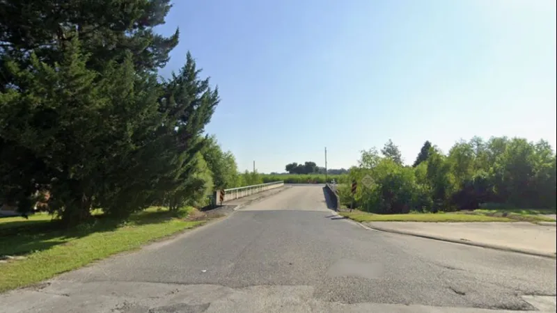 Bridge between La. 77 and Sidney Road over Bayou Grosse Tete to close for inspection