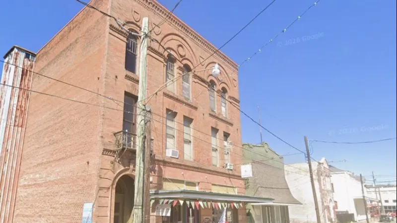 Railroad Avenue building originally constructed in 1895 sold in Donaldsonville, reports say