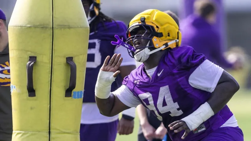 Observations from Lane Kiffin's 1st week of LSU camp: Freshman starters on D, LB changes spots