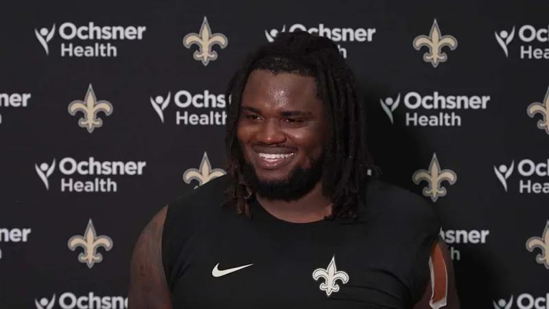 Jeremiah Wright on learning from David Edwards, learning offense | Saints Training Camp 2026